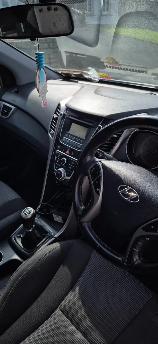 Hyundai i30 2013 - Image 2