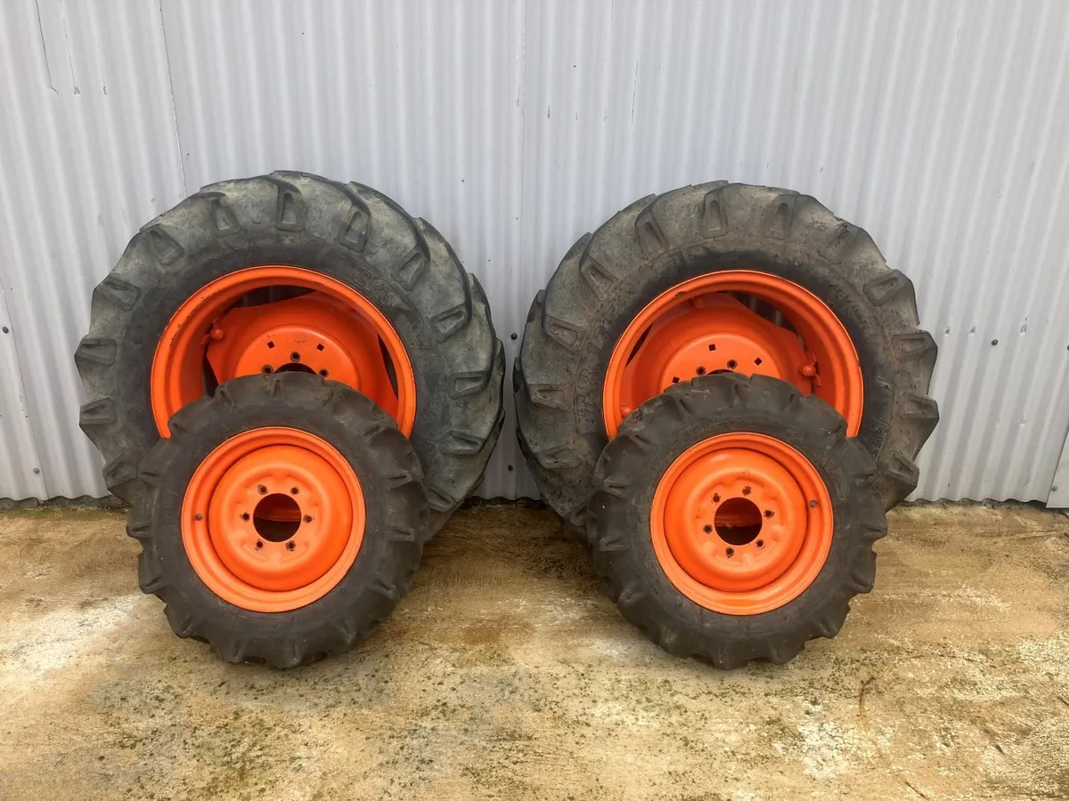 Compact tractor wheels
