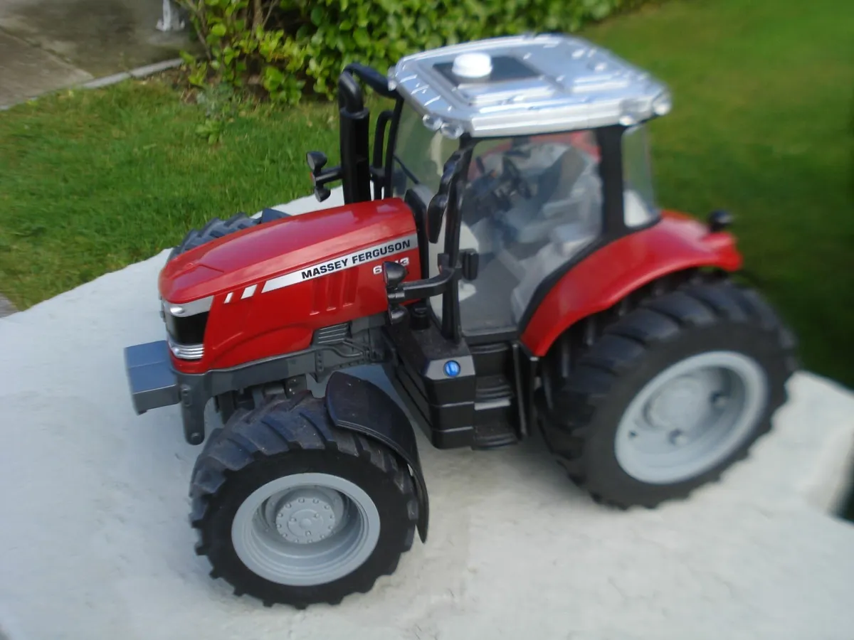 BRITAINS ERTL  MODEL MASSEY FERGUSON 6613 DYNA-6. - Image 3