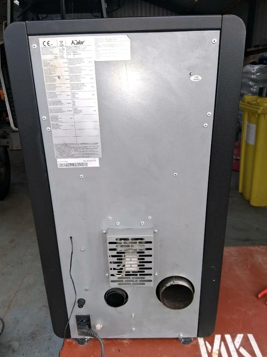 Wood Pellet Stove - Image 4