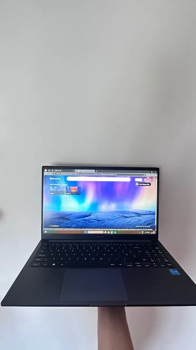 Laptop Samsung Galaxy Book3 15.6”. - Image 2