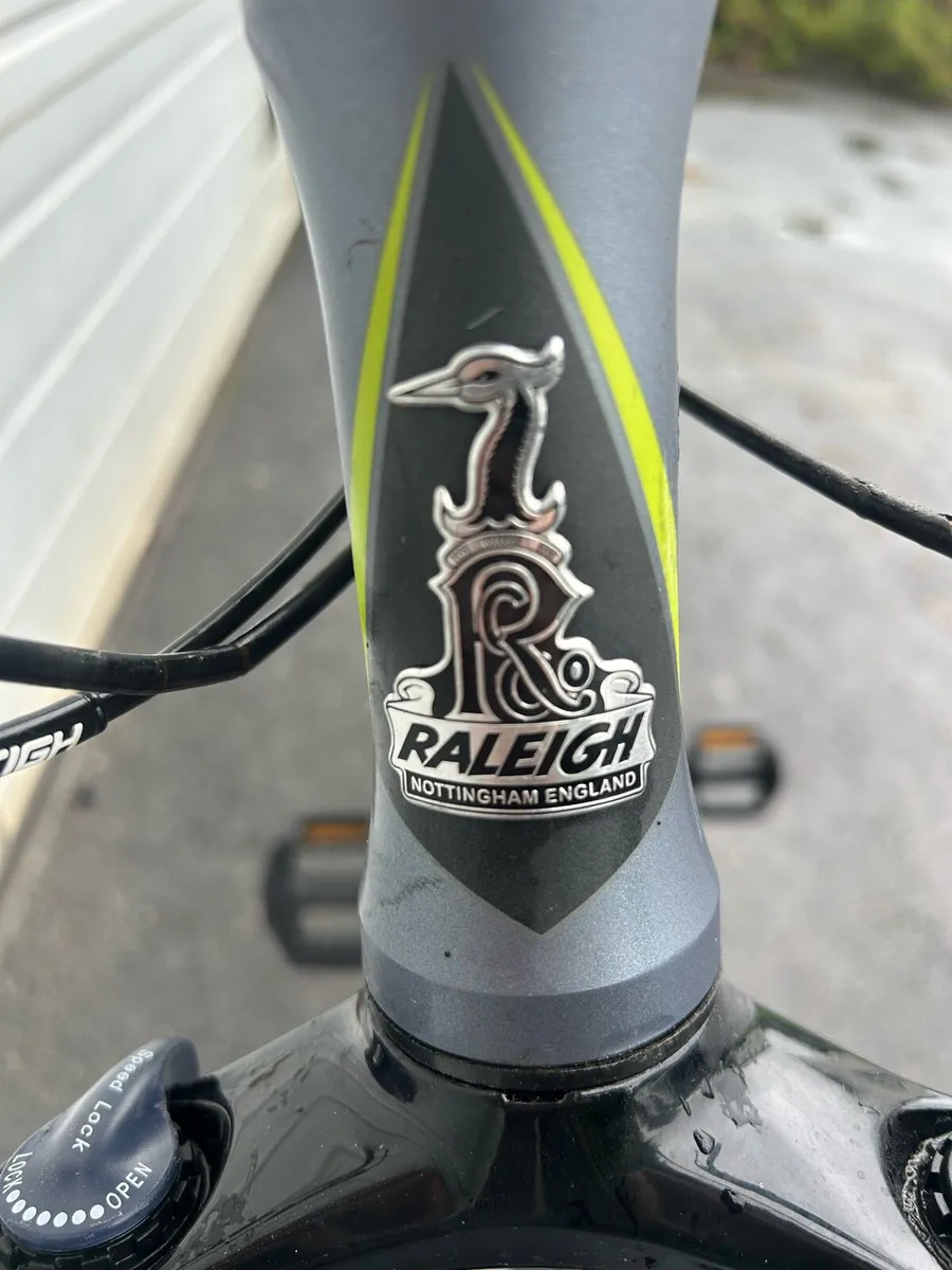 Men’s Raleigh bike 29” wheel - Image 3