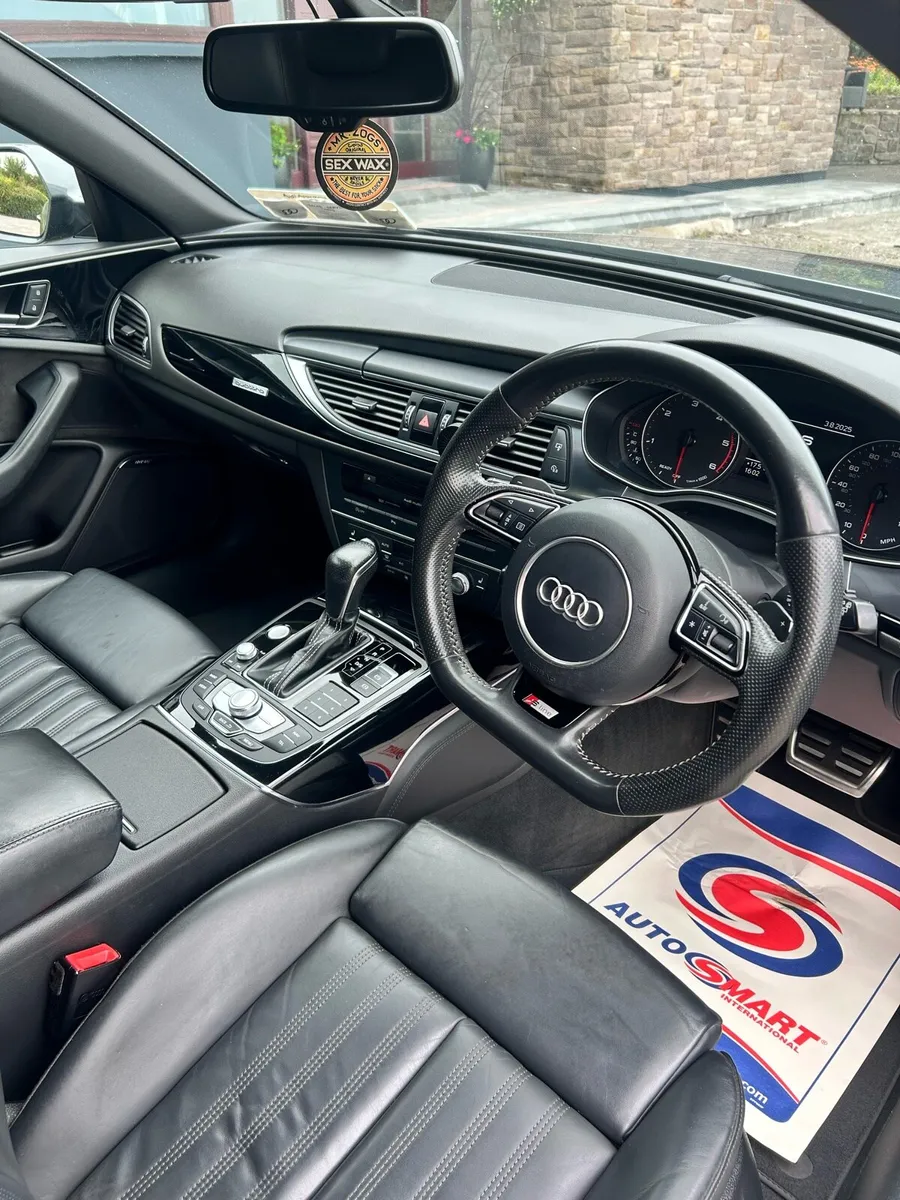 Audi A6 Avant black edition Quattro - Image 4