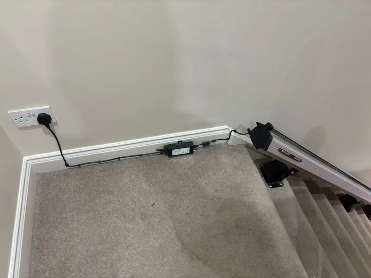 13 Step Straight Stairlift - Image 3