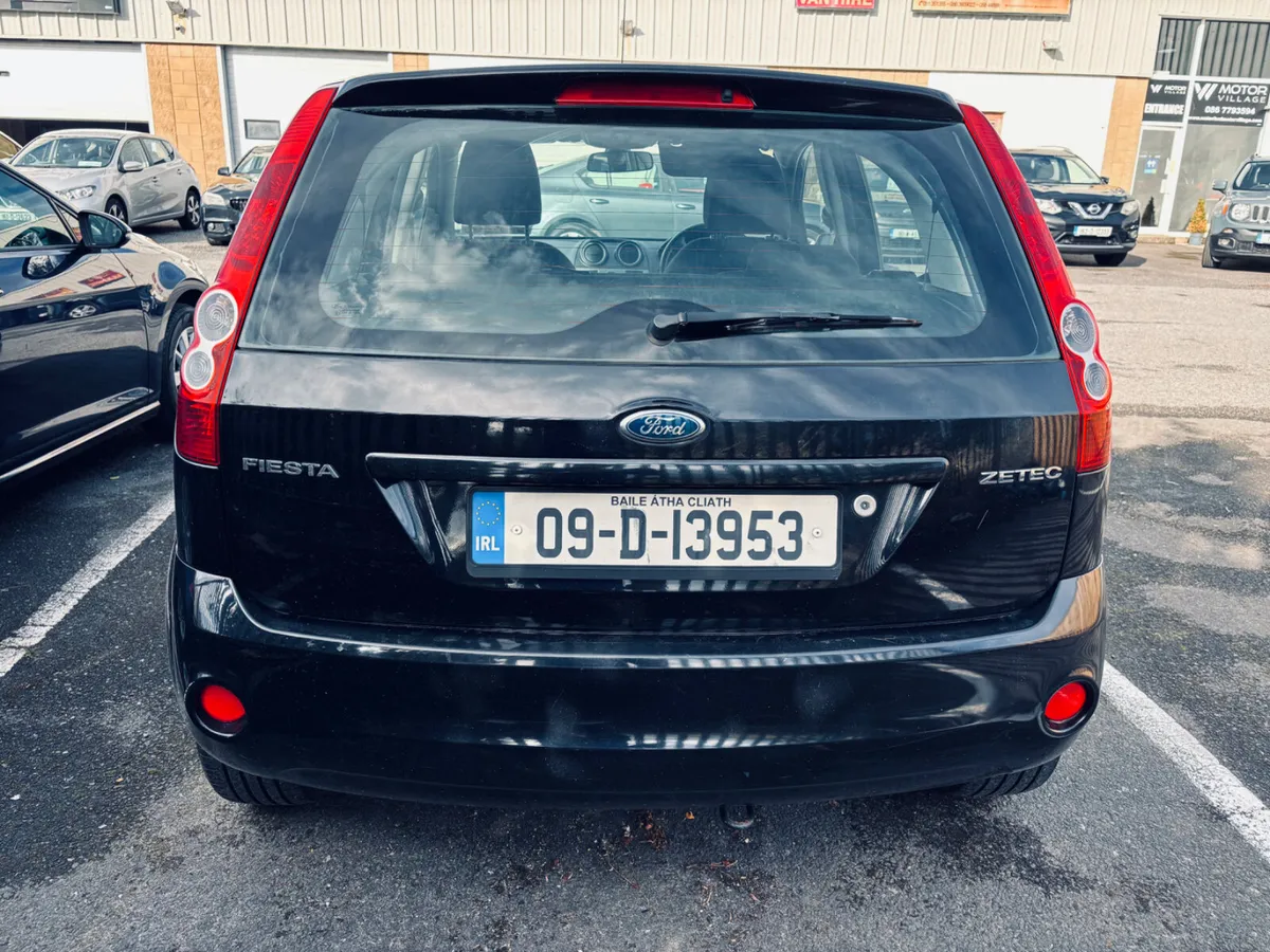 Ford Fiesta 2009 - Image 4