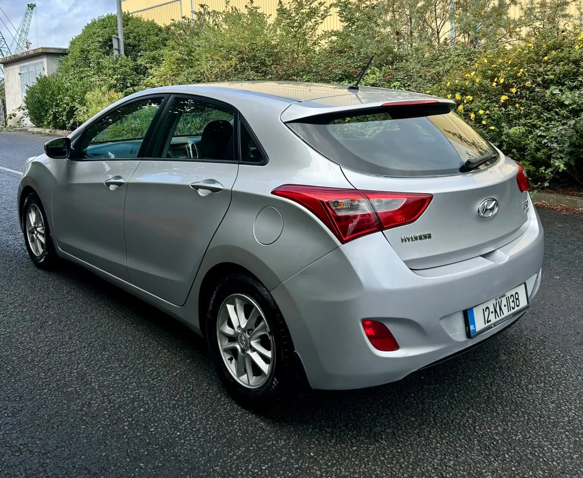 Hyundai i30 1.4 CRDI - Image 3