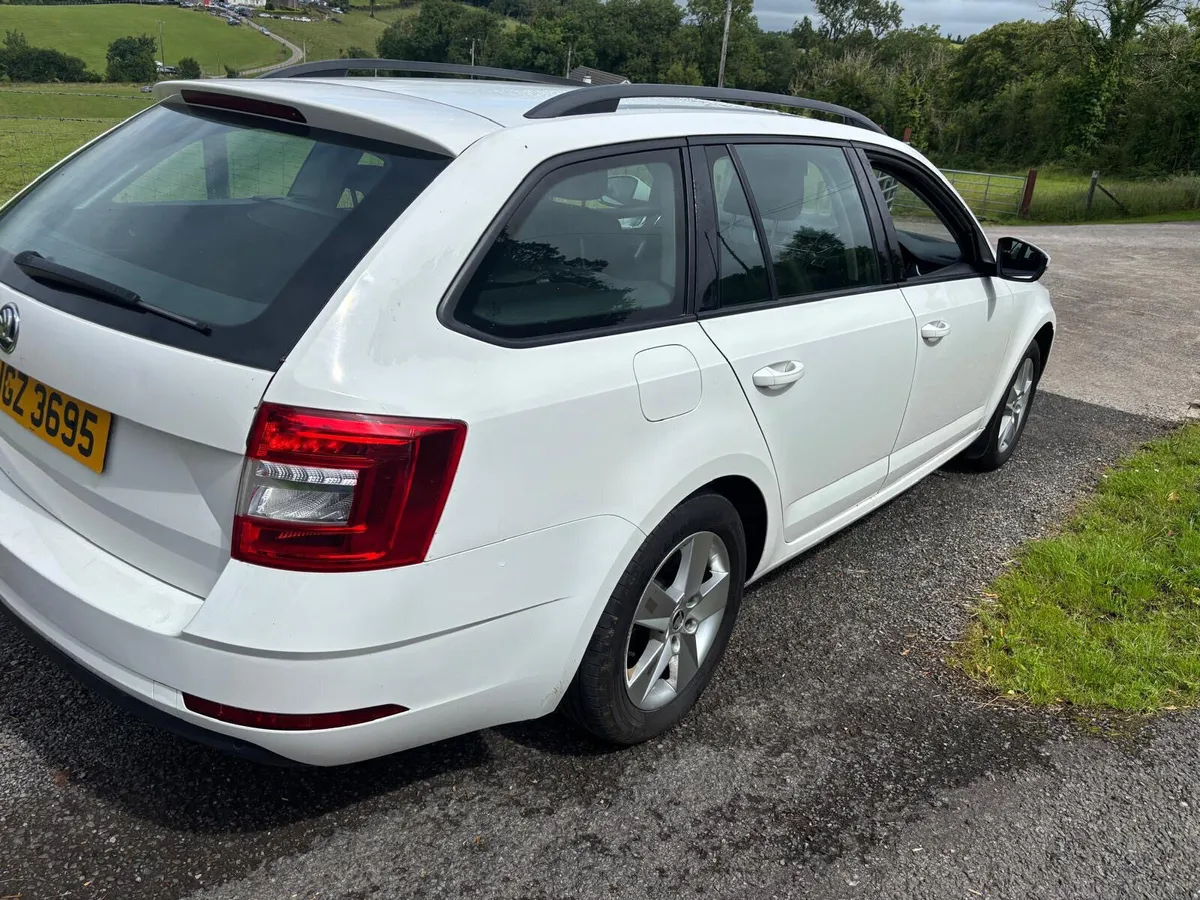 ‘19 Skoda Octavia Se Tdi (LOW NOX) - Image 4