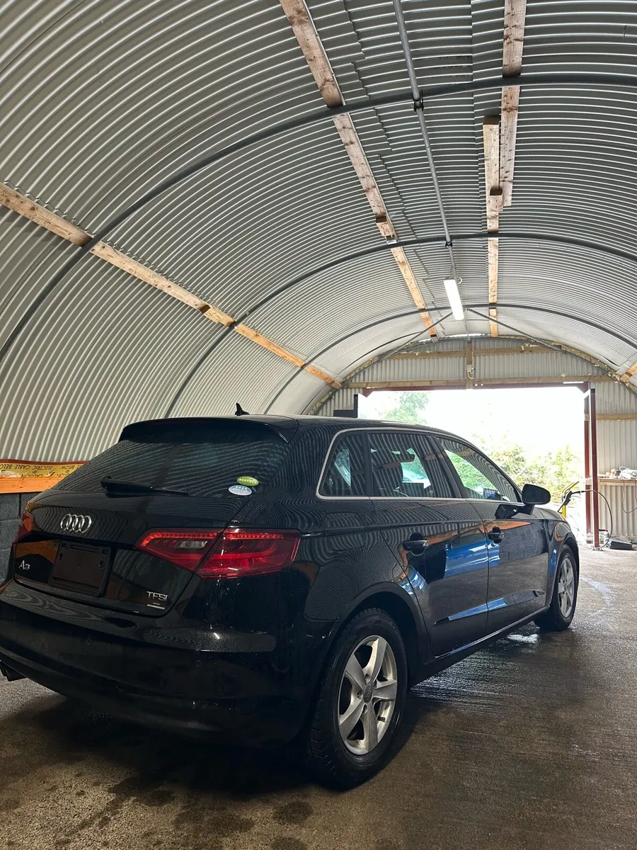 Car - Image 3