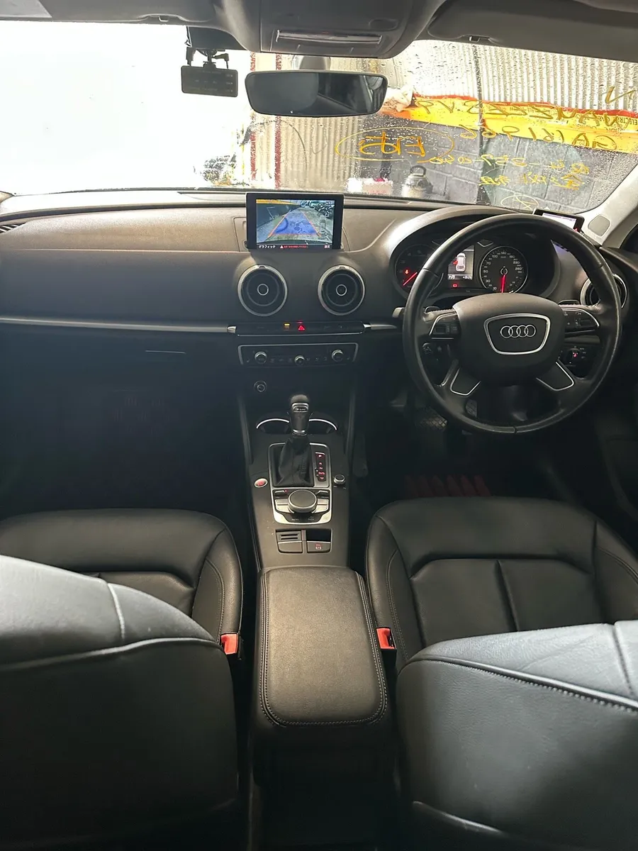 Car - Image 4