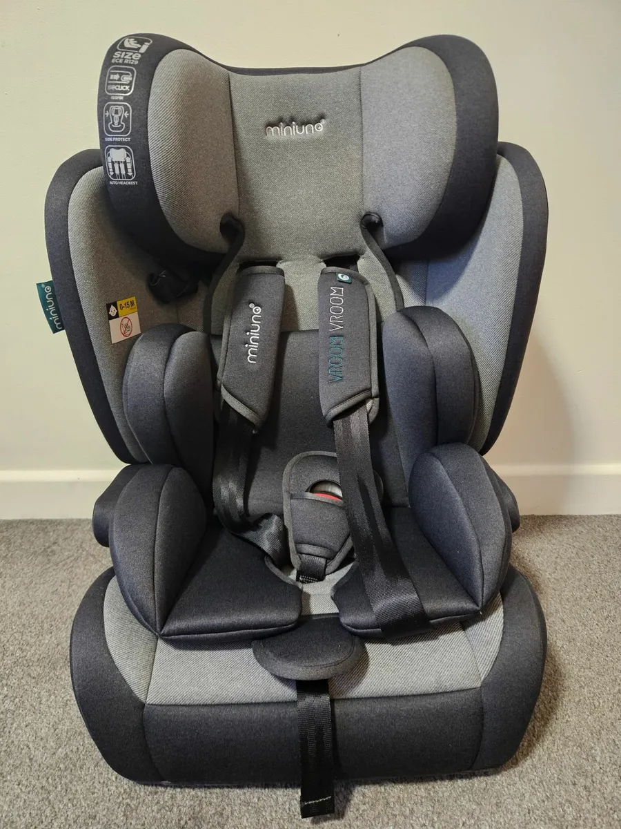 Car seat - Image 1