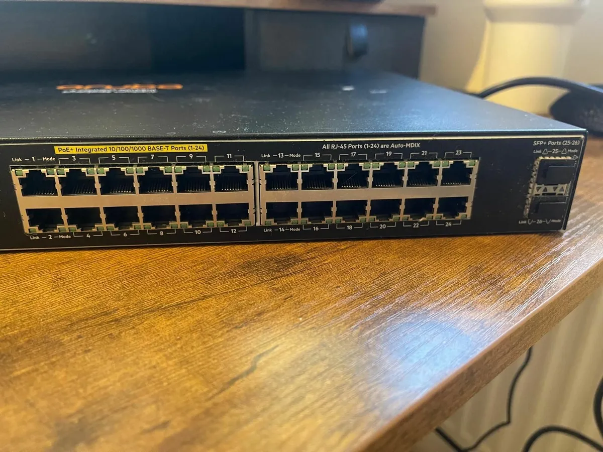 Aruba 2530-48G poe+ sfp+ switch J9854A - Image 2
