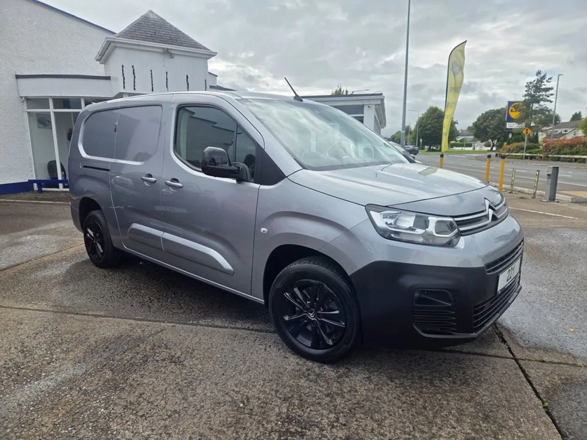 Citroen Berlingo 950 Driver PRO XL Bluehdi - Image 1