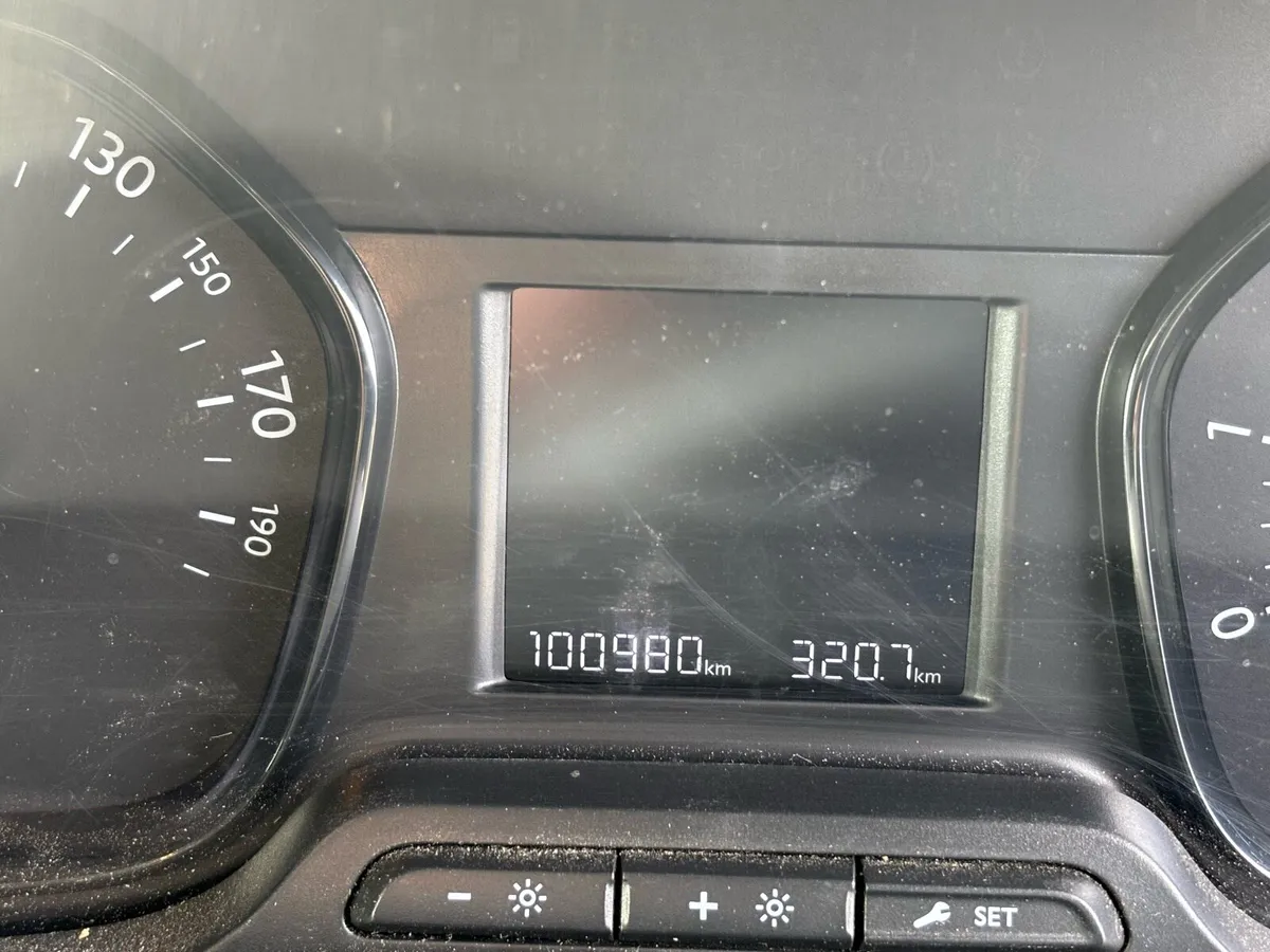 2018 (182) Toyota Proace (NO VAT) - Image 3