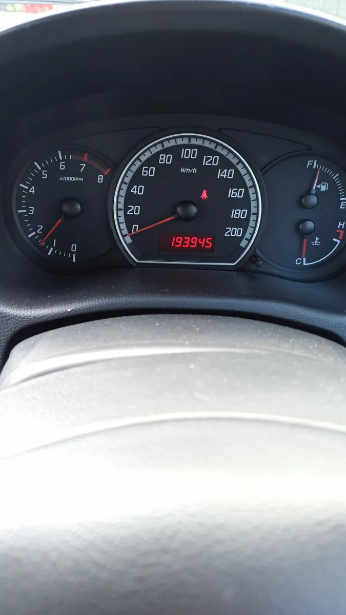 Car - Image 3