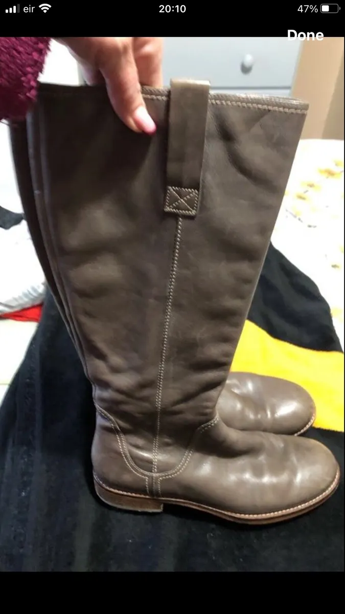 Ladies Ecco boots size 6 €25 - Image 2