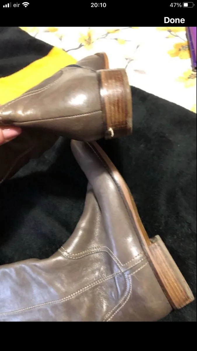 Ladies Ecco boots size 6 €25 - Image 3