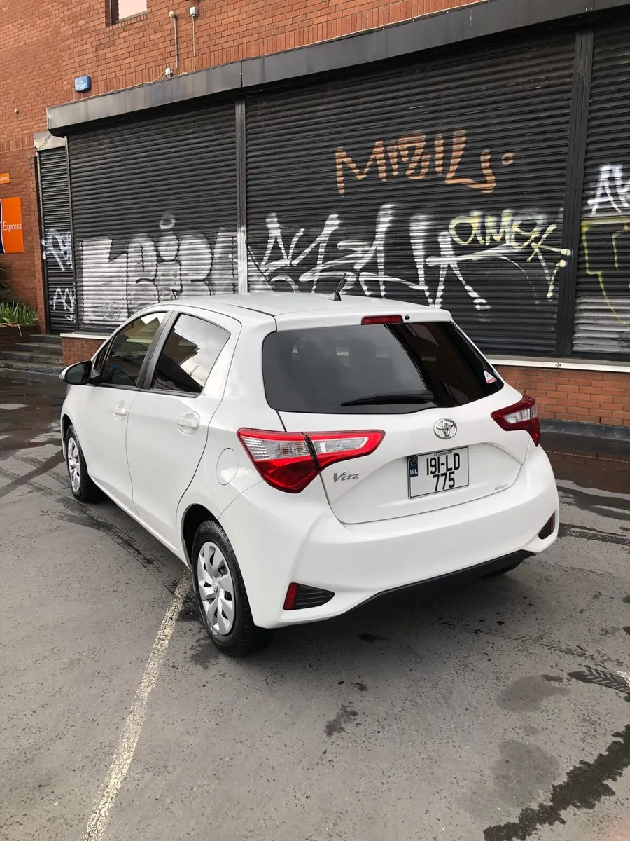 Toyota YARIS 2019 Auto , Push Start - Image 2