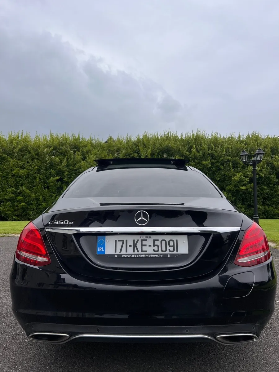 Car - Image 2
