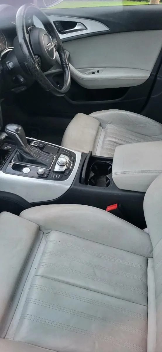 Audi A6 - Image 2