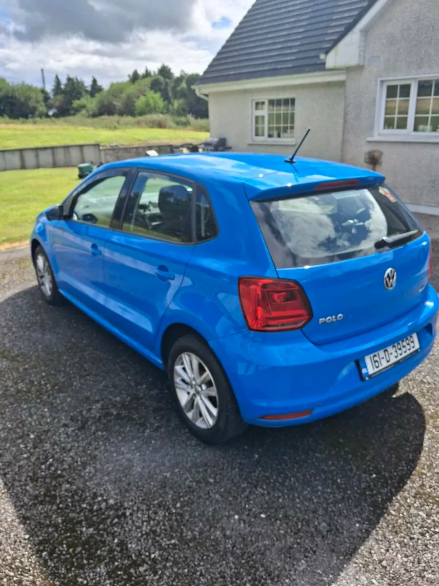 Car - Image 3