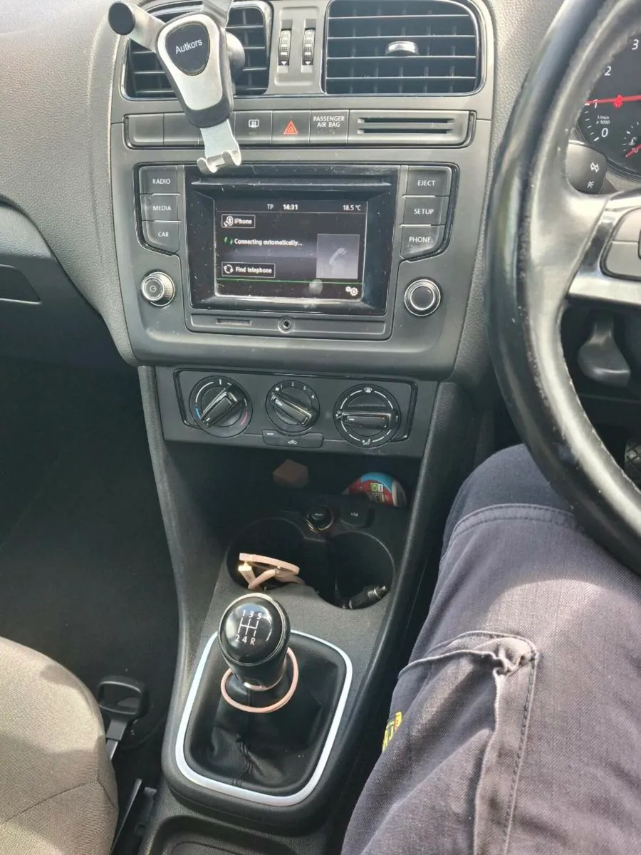 Car - Image 4