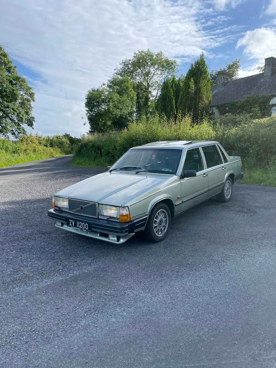 Volvo 760 - Image 1