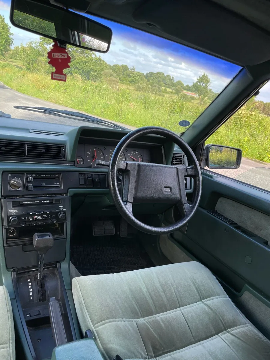 Volvo 760 - Image 4