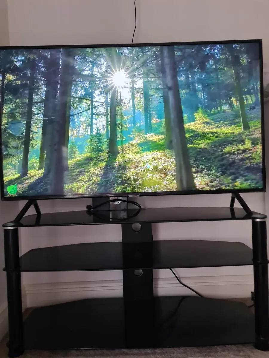 Samsung 50” TV - Image 3