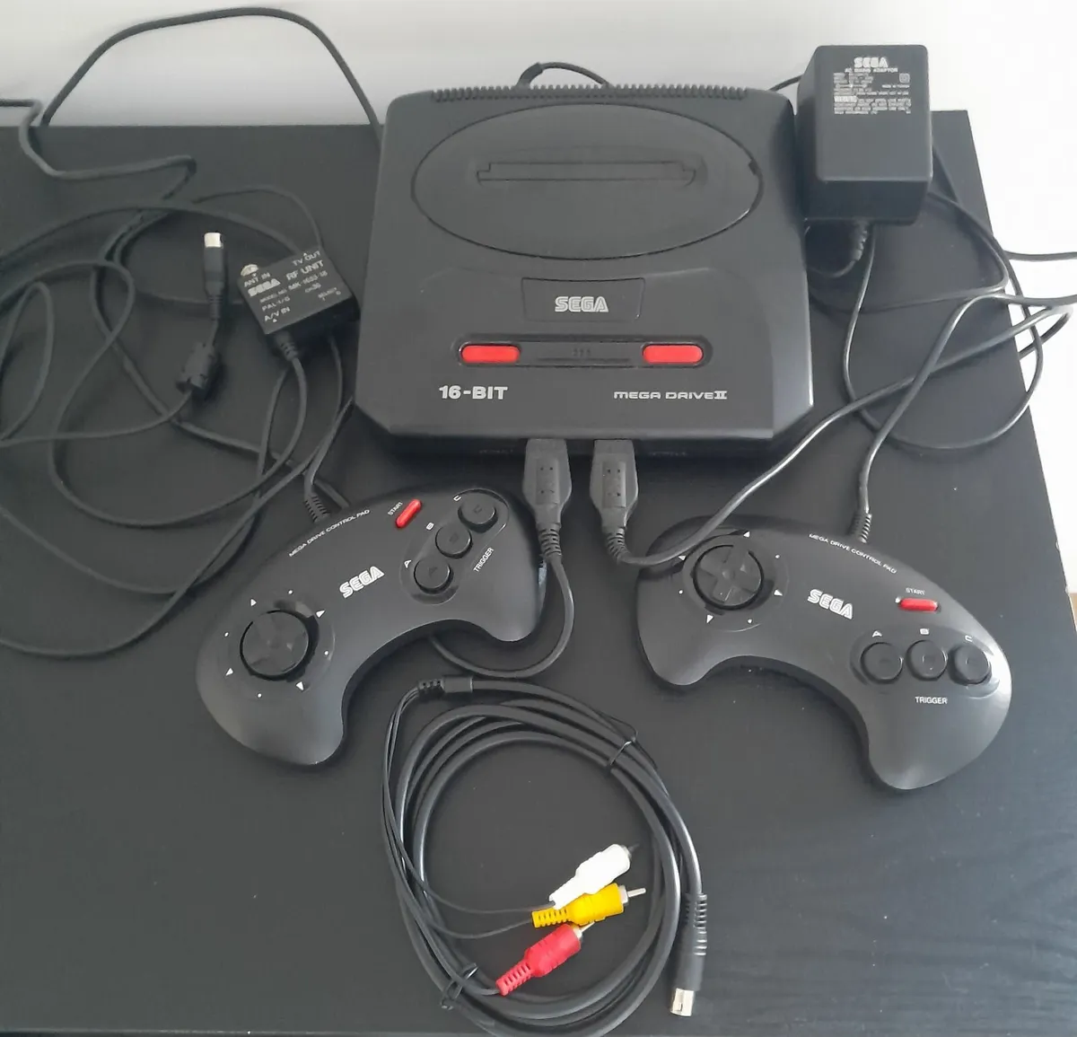 Retro Sega Megadrive 2 Console made in 80s - Image 4