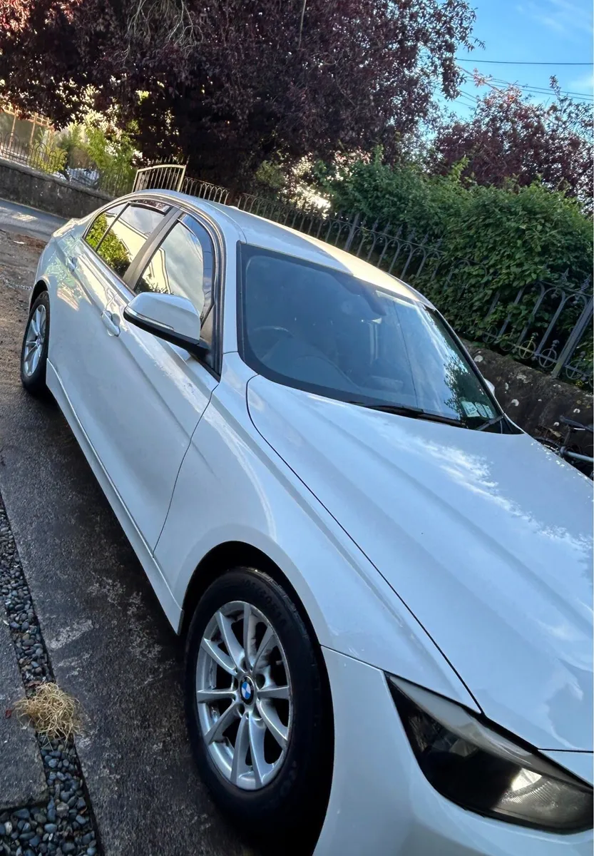 BMW 320d EffDyn Edition - Image 2