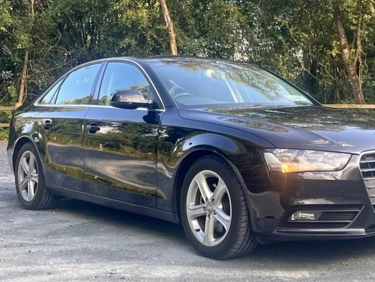 Audi A4 2013 - Image 2