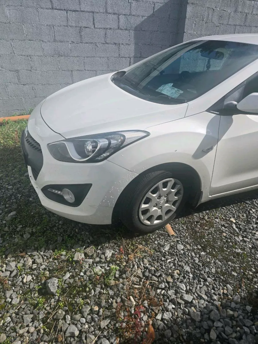 Hyundai i30 Van new doe taxed 141 - Image 2