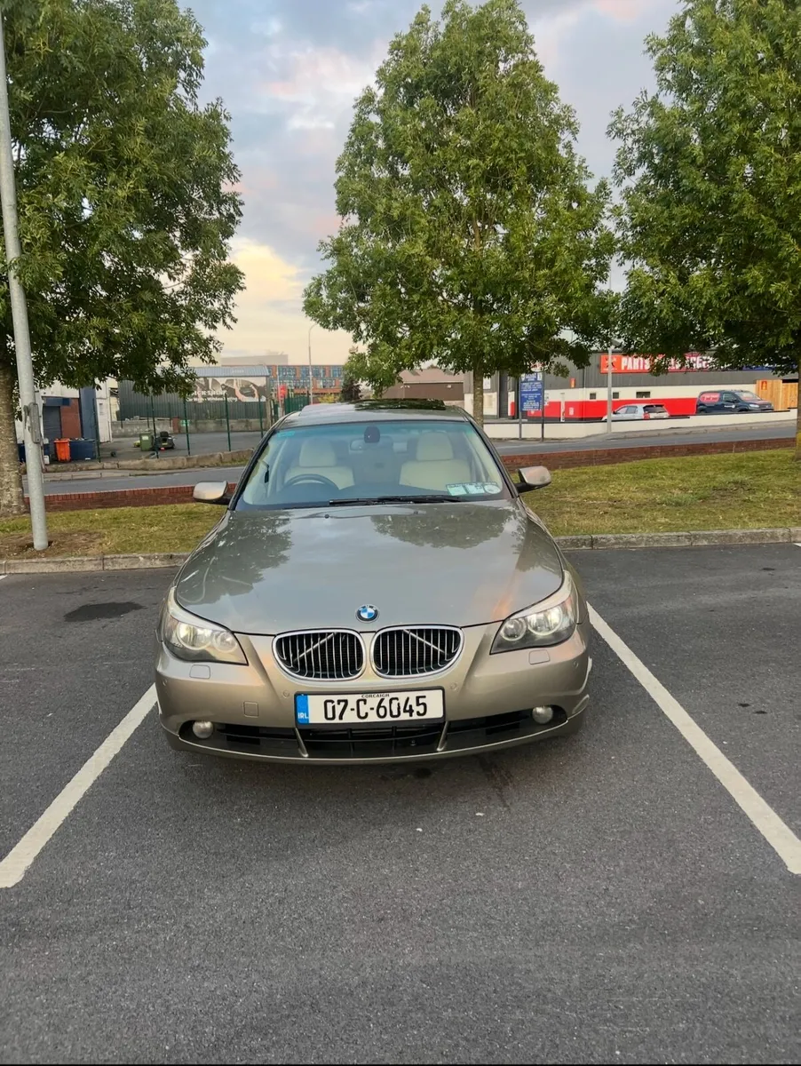 BMW 520d sunroof model - Image 1