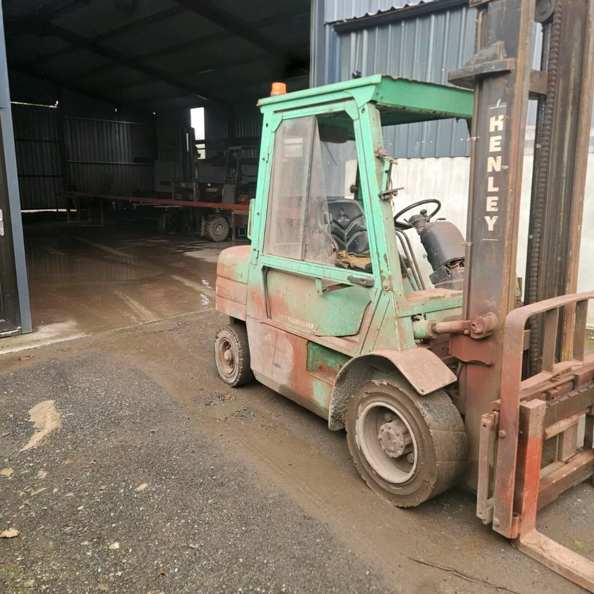 Forklift - Image 3