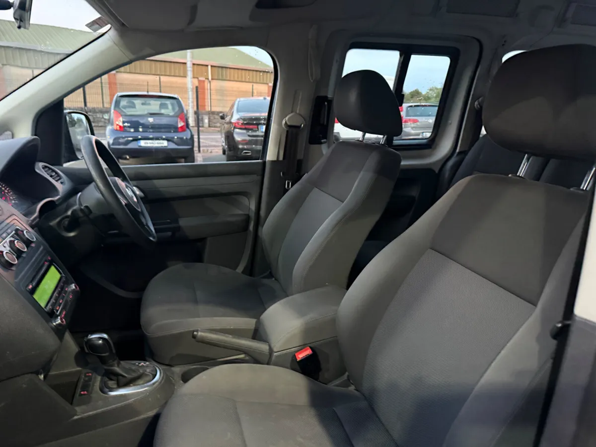 VW CADDY 7 SEATER  AUTOMATIC - Image 3