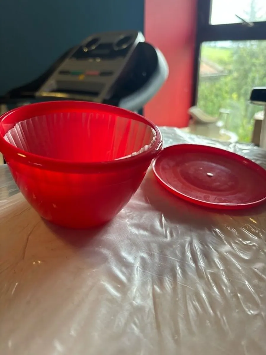200 x 1lb Pudding Bowls with Liners & Lids - Image 2