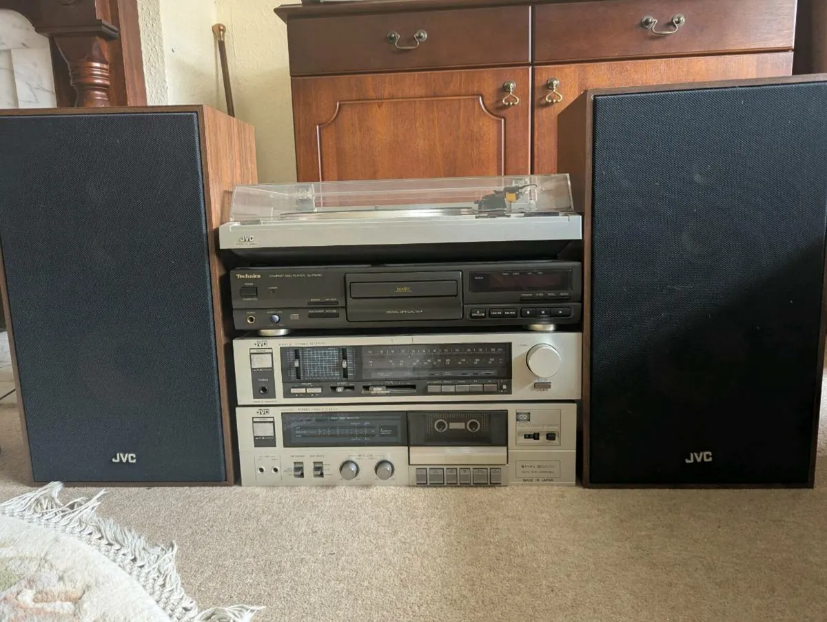 JVC Hi Fi - Image 1