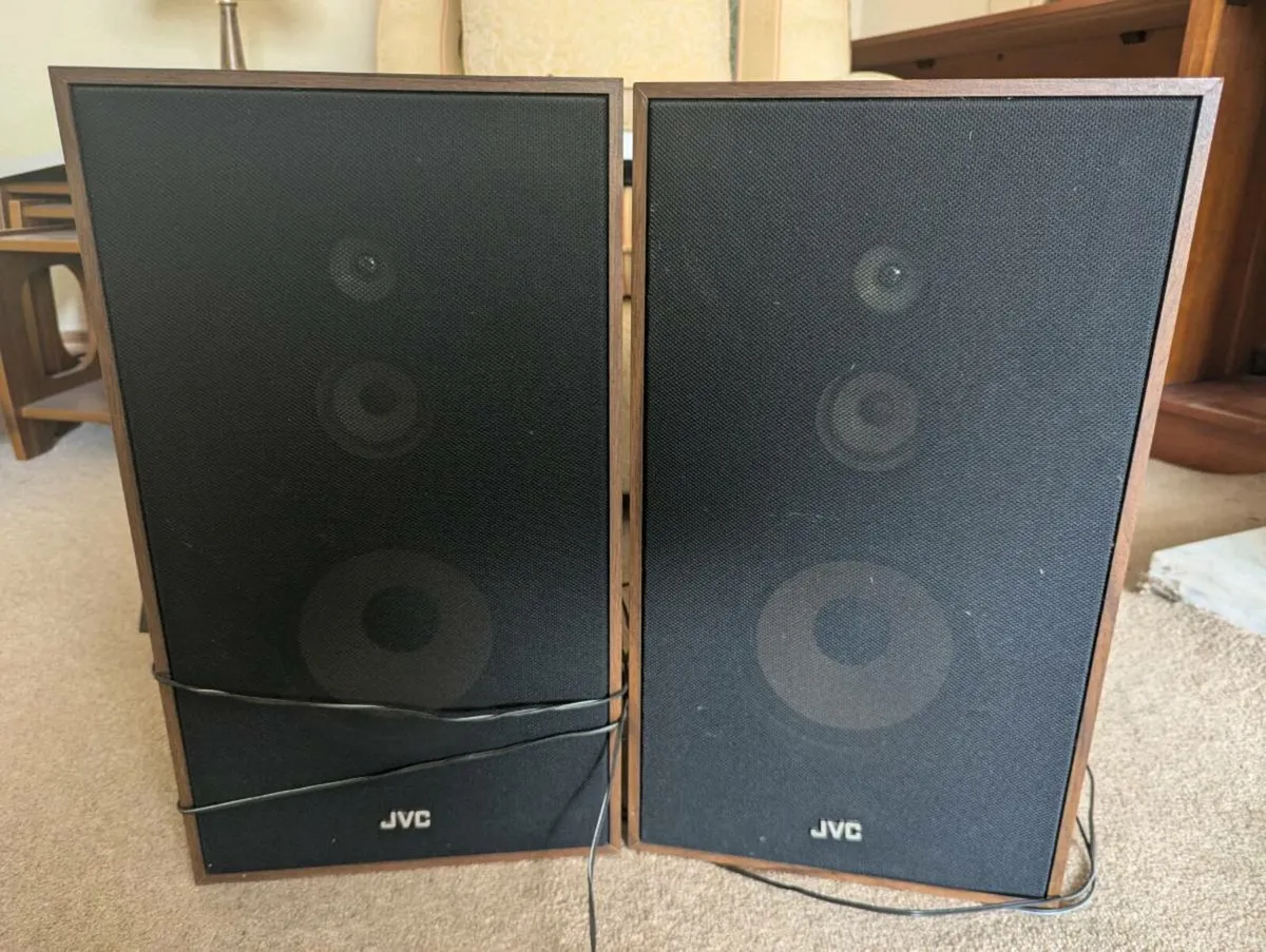JVC Hi Fi - Image 2