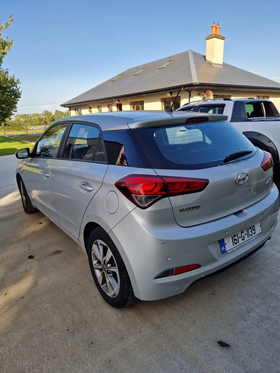 Hyundai I20 - Image 4