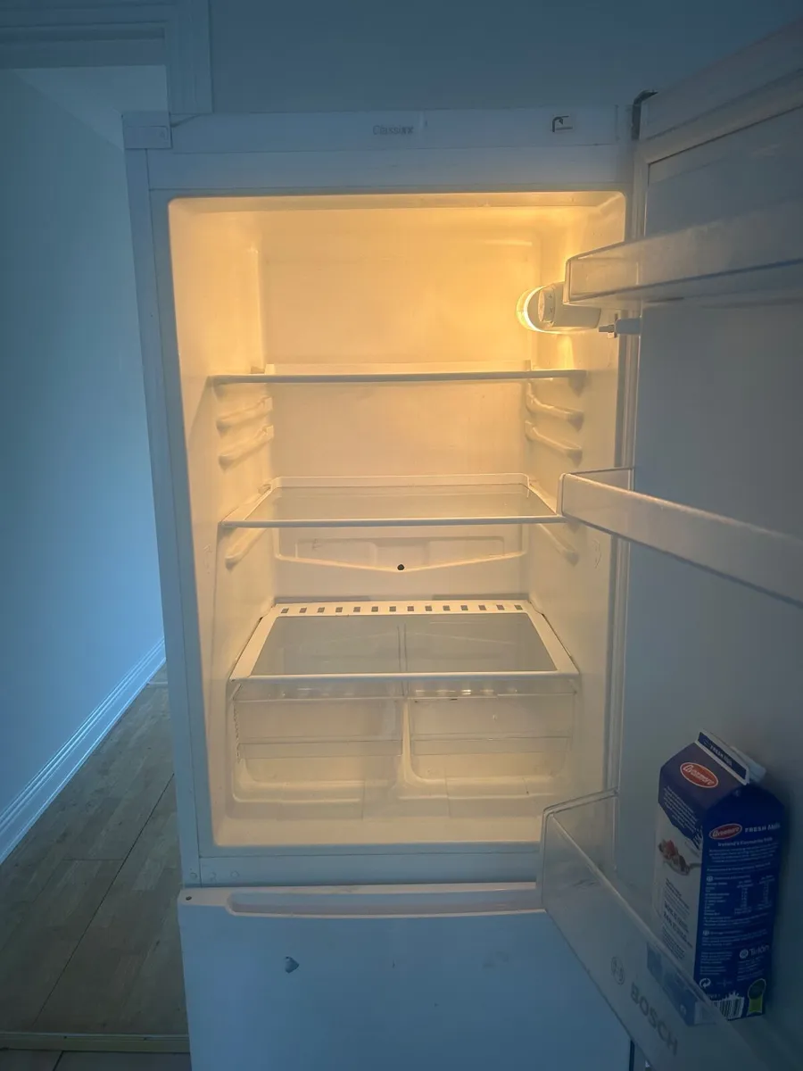 Fridge freezer - Image 1