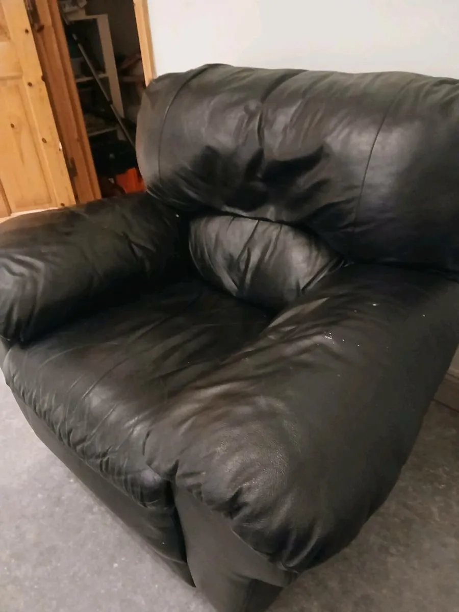 Single leather armchair - Image 2