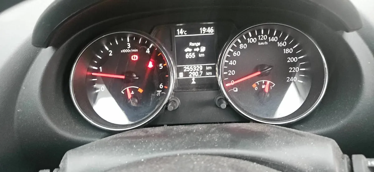 Nissan Qashqai 2013 - Image 2