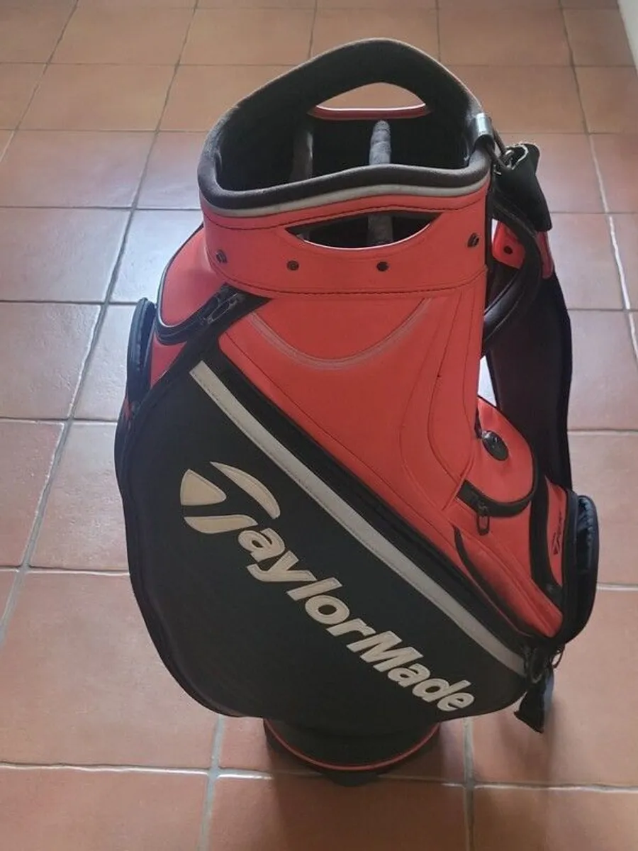 Taylormade Tour Bag - Image 1