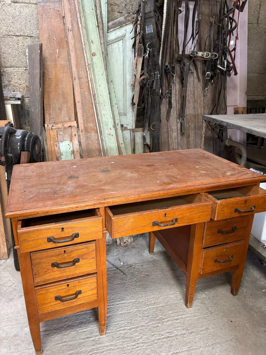 Oak writing desk - Image 1