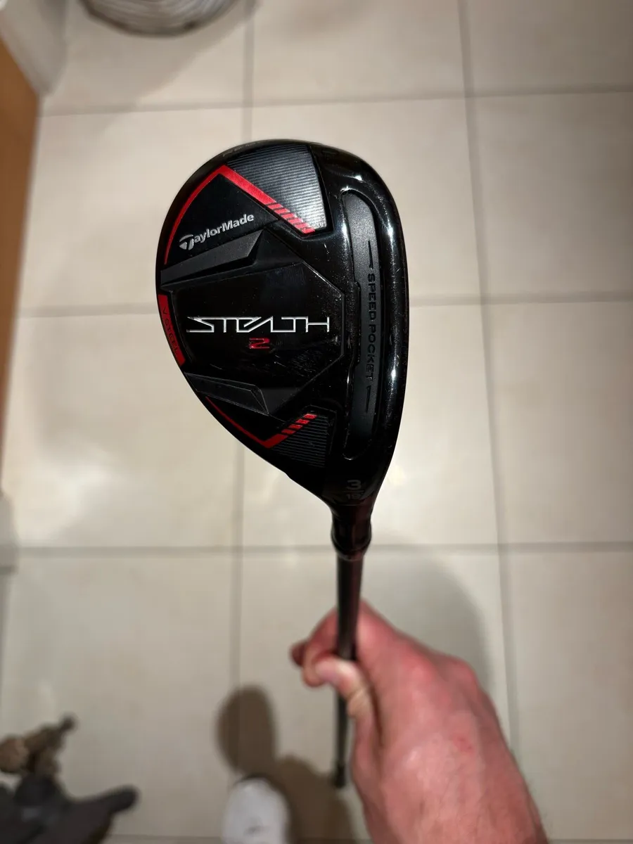 Taylormade Stealth 2 rescue - Image 1