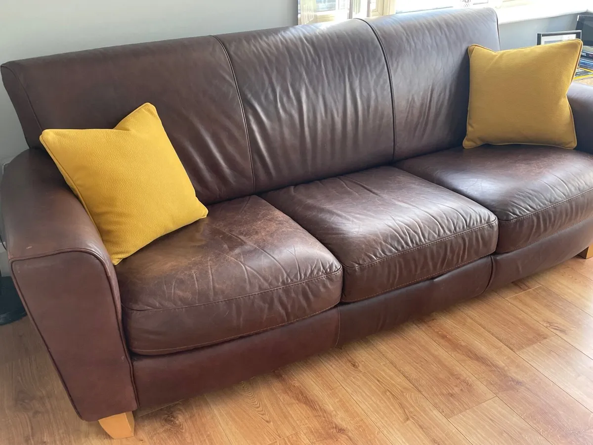 Leather couch for quick sale - Image 3
