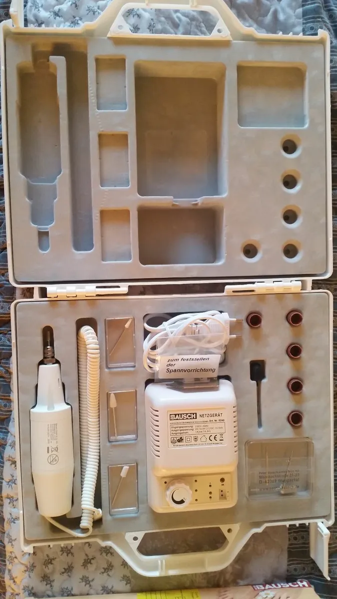 Professional File manicure/ pedicure - Image 2