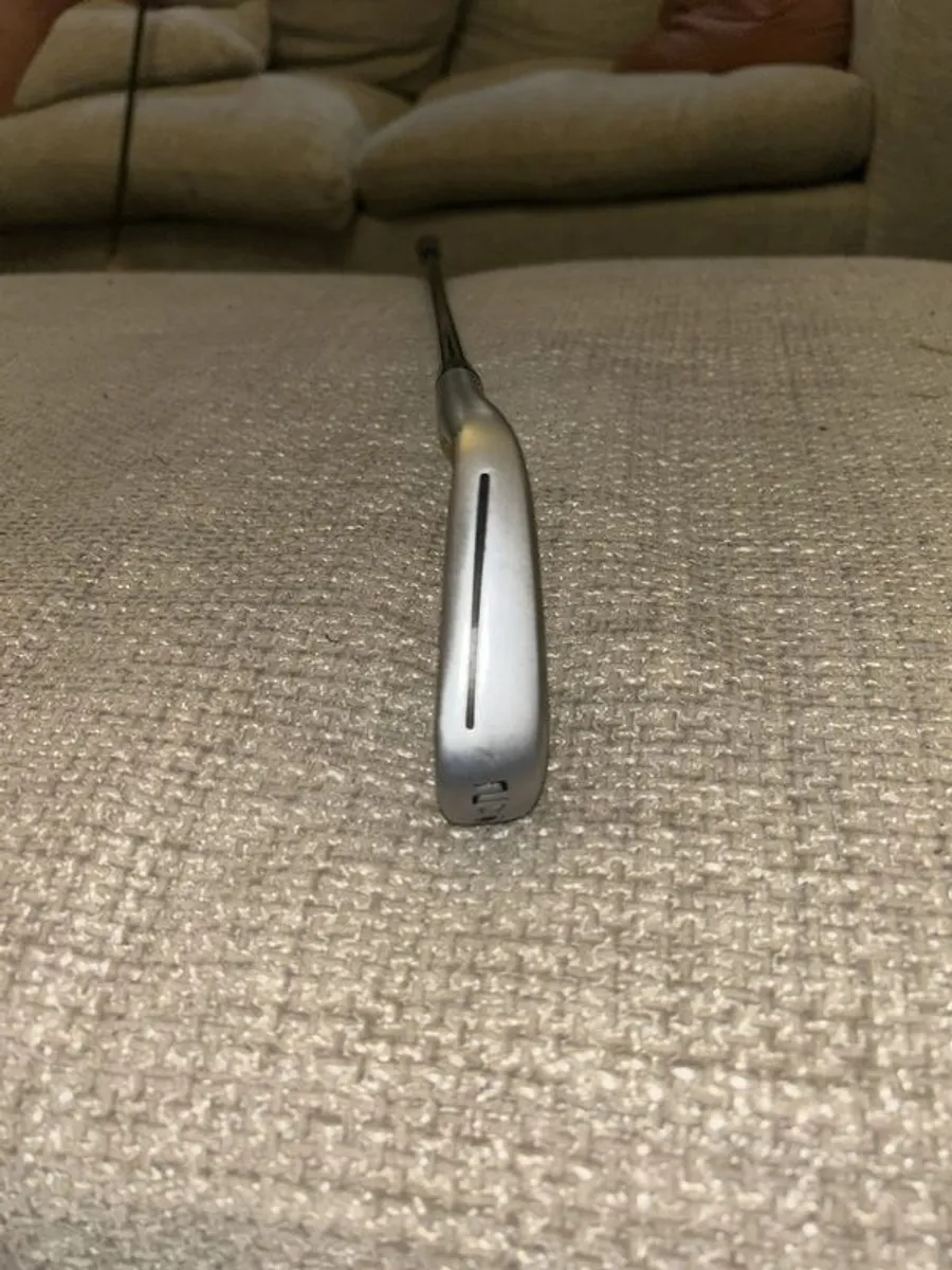 Taylormade 2 iron - Image 2