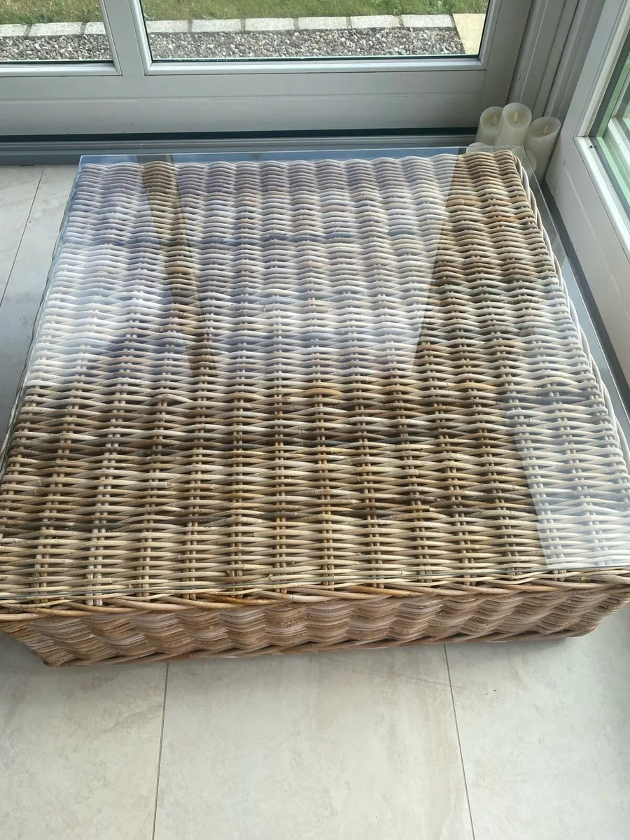 Coffee table - Image 1