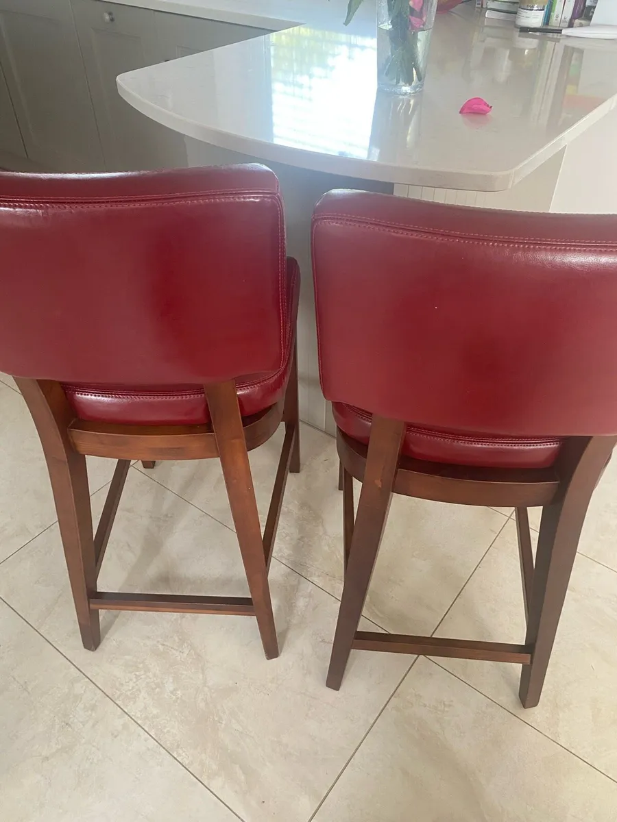 Kitchen counter stools - Image 2